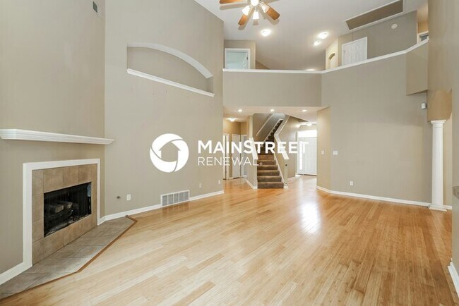 Building Photo - 5 Bedroom Pet-Friendly Home in Memphis, TN with Main Street Renewal