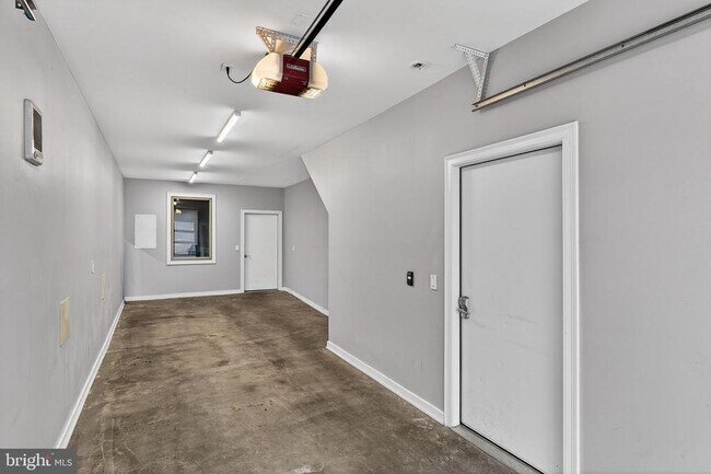 Foto del edificio - 2528 E Albert St