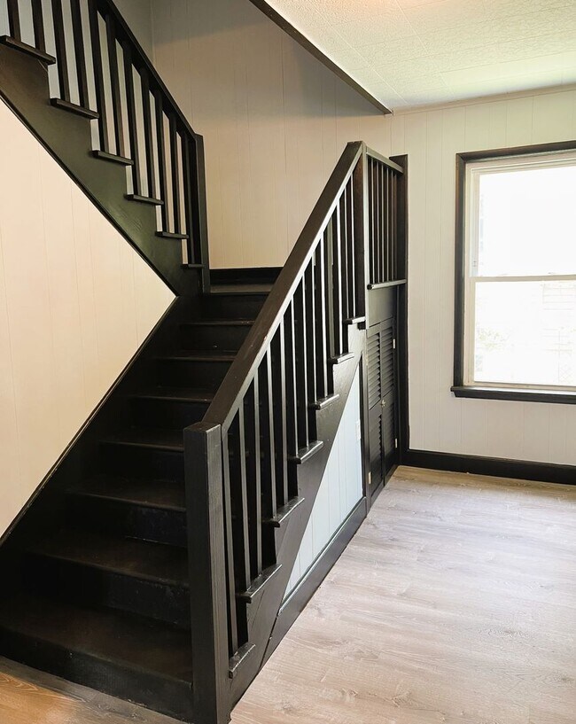 Foto del edificio - Single Family Home - Newly Reduced-Price DONT MISS OUT!