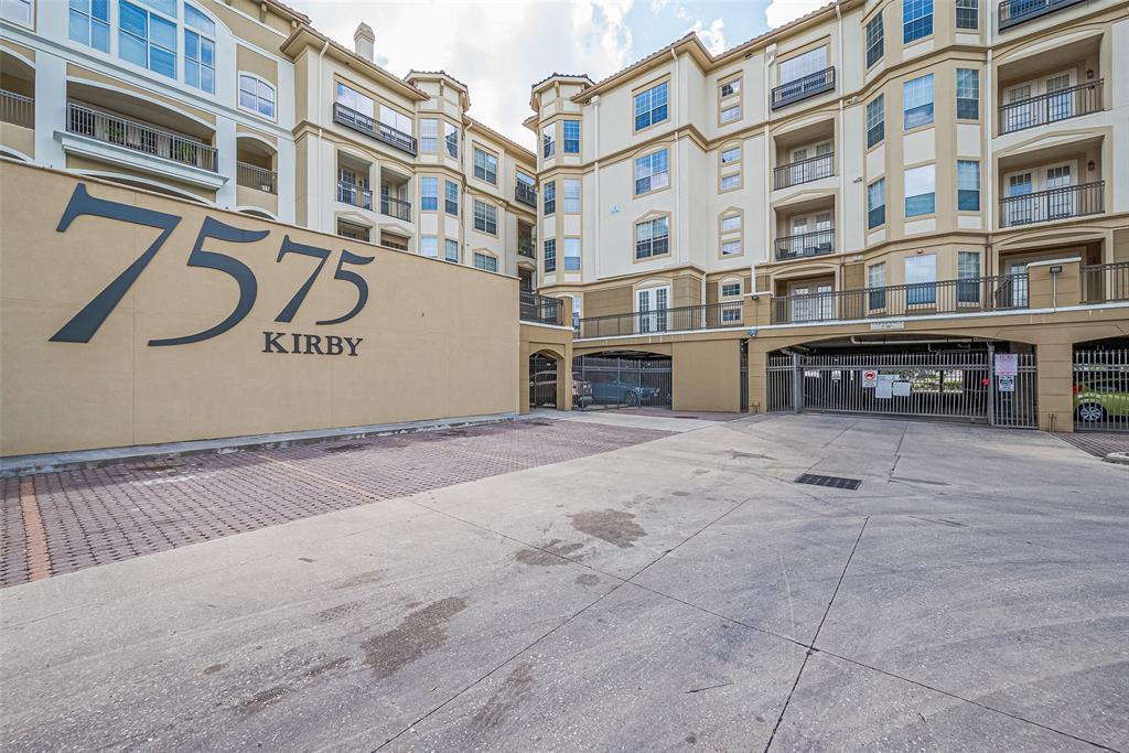 Primary Photo - 7575 Kirby Dr