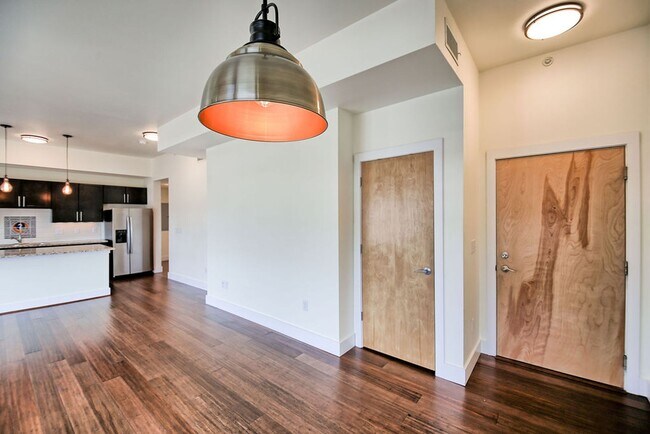 Foto del edificio - 204 Maple St