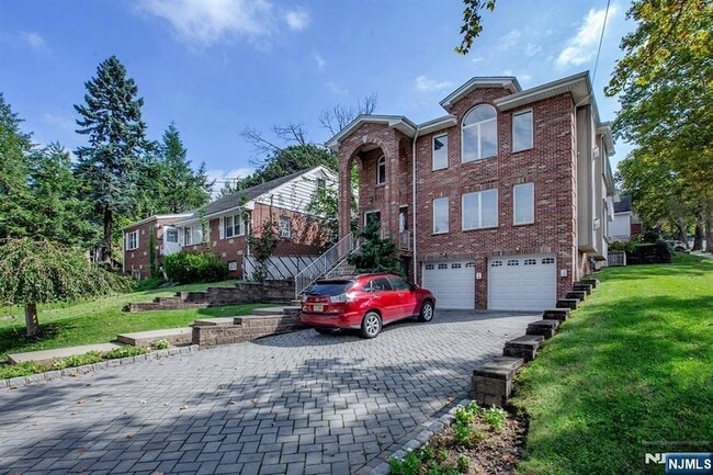 Photo - 470 Chestnut St Apartment