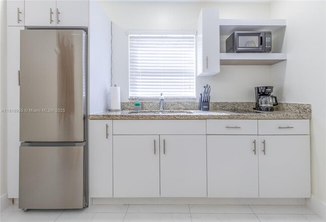 Foto del edificio - 1762 NW 15th St