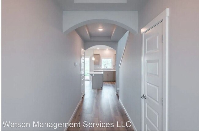 Building Photo - 3 br, 2 bath House - 4583 Sagecrest Dr NE