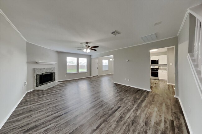 Foto del edificio - 11818 Sandy Stream Dr