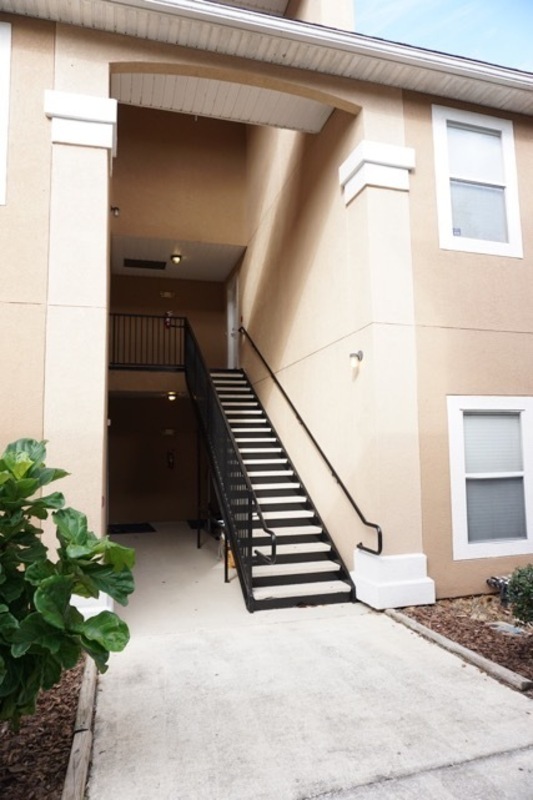 Building Photo - 9575 Amarante Cir