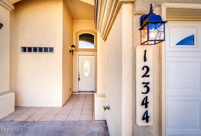 Building Photo - 12344 Tierra Limpia Dr