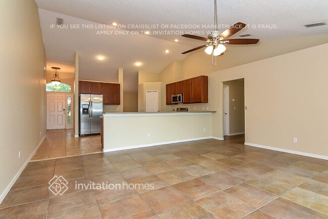 Foto del edificio - 151 Blackstone Creek Rd