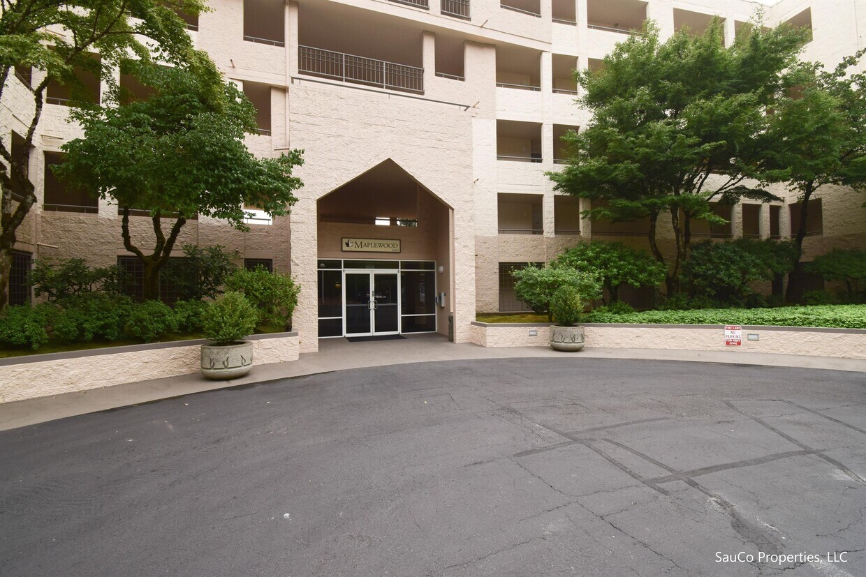 Primary Photo - 6665 W Burnside Rd