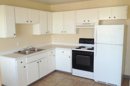 Kitchen - Pueblo West Apartments