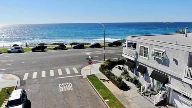 Building Photo - 3690 Carlsbad Boulevard - Entire Home