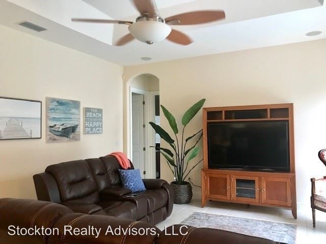 Foto del edificio - 4 br, 3 bath House - 5344 Nathaniel Place