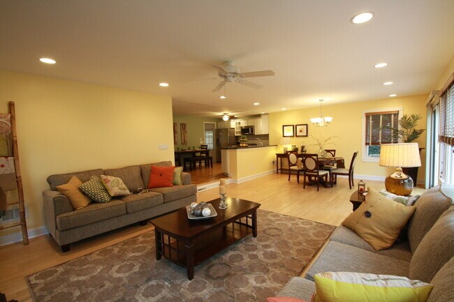 Foto del edificio - 25 Briant Pkwy