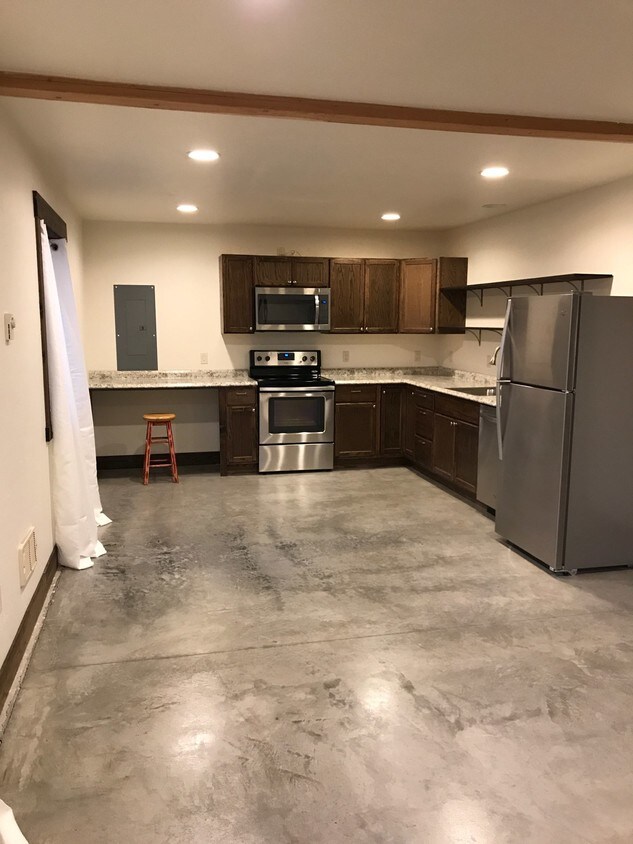 210 Beaver Lake Rd, Whitefish, MT 59937 Apartments in Whitefish, MT