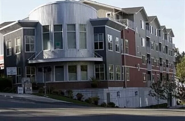 Building Photo - 19500 Ballinger Way NE