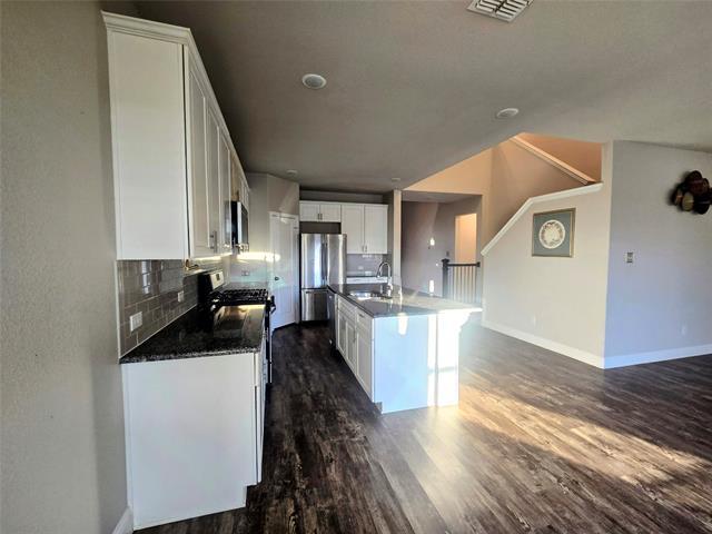 Building Photo - 3709 Sweetclover Dr