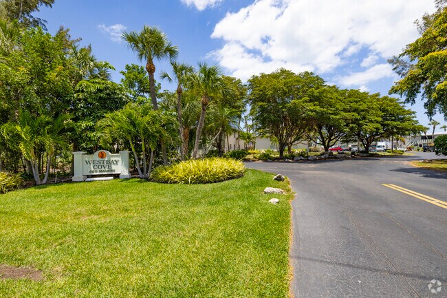 Building Photo - Westbay Cove