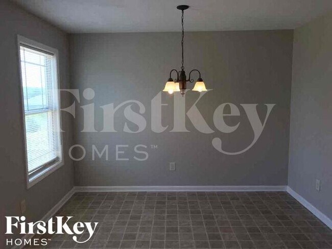 Foto del edificio - 260 Village Broad St