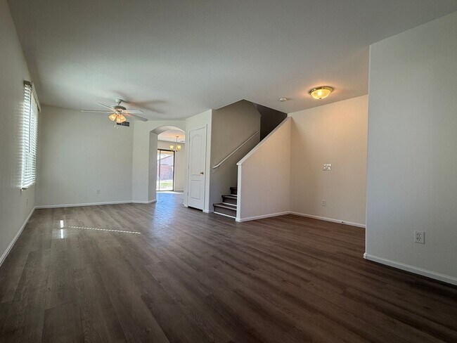 Foto del edificio - Johnson Ranch: 4 bedrooms, 2.5 bathrooms, ...