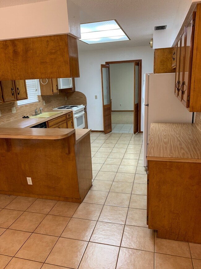 Foto del edificio - 2310 Hackberry Ave