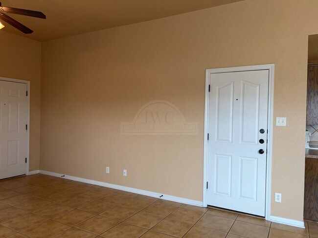 Foto del edificio - 4701 Autumn Valley Dr