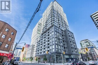 Building Photo - 158 Front St E