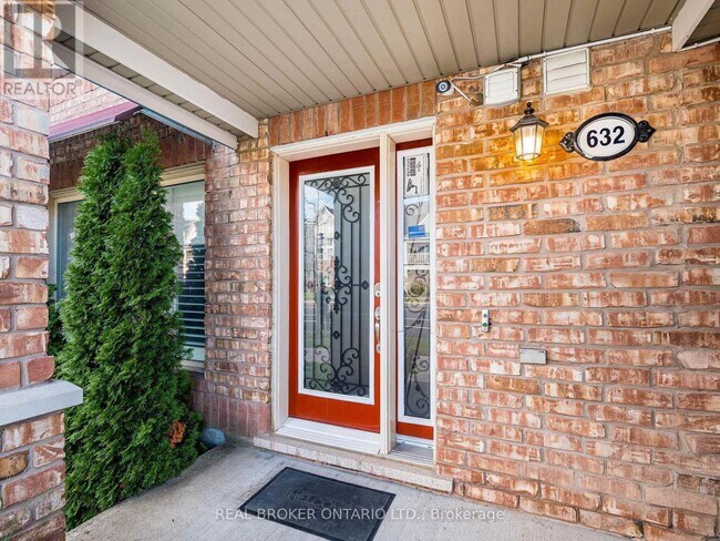 Building Photo - 632 Scott Blvd