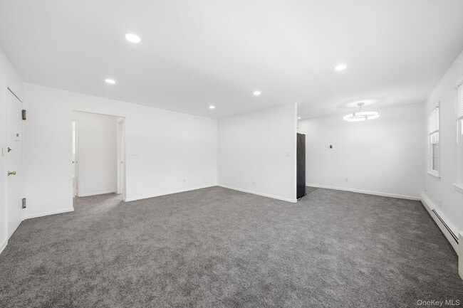 Building Photo - 240 S Broadway