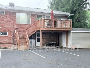 Building Photo - 5315 Greenbrook Dr