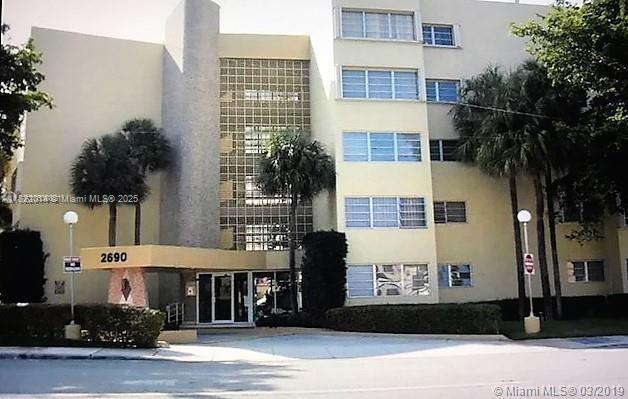 Primary Photo - 2690 SW 22nd Ave