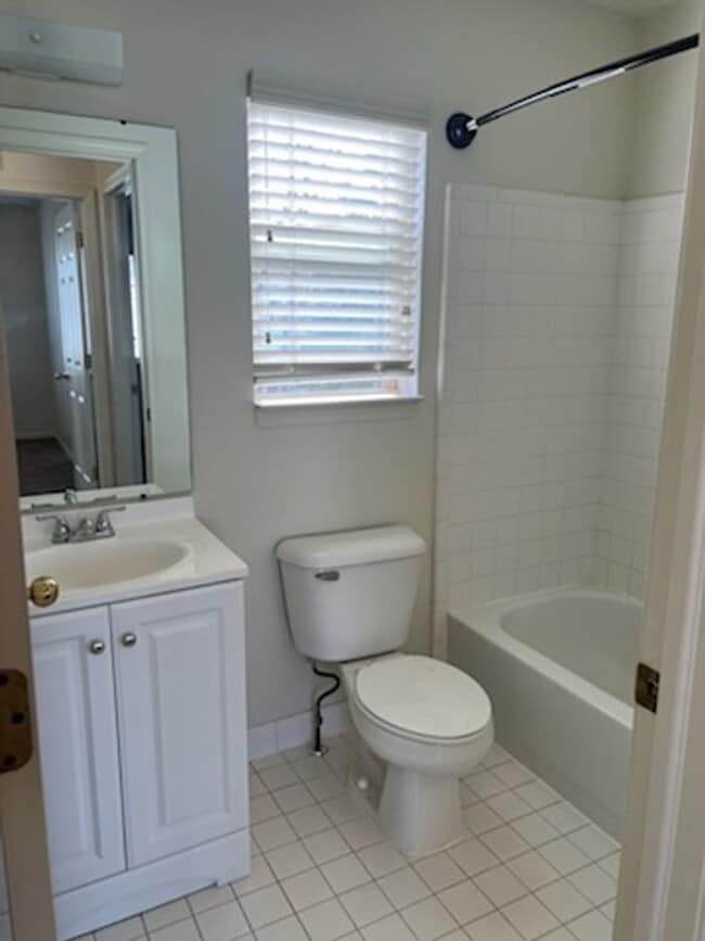 Foto del edificio - Roseville 8 Unit