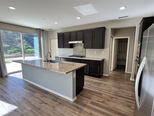 Foto del edificio - 4 br, 4 bath House - 24215 Deputy Way