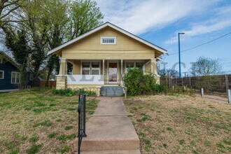 Building Photo - 439 N Lorraine Ave