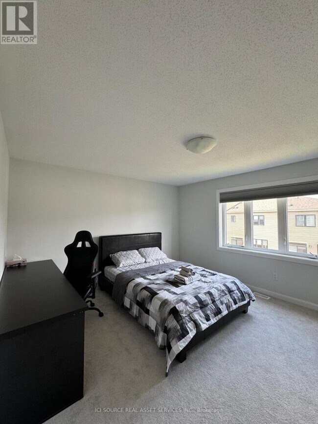 Photo du bâtiment - 841 Cappamore Dr