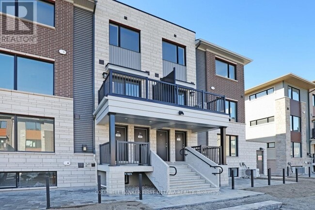 Building Photo - 937 Creekway Private