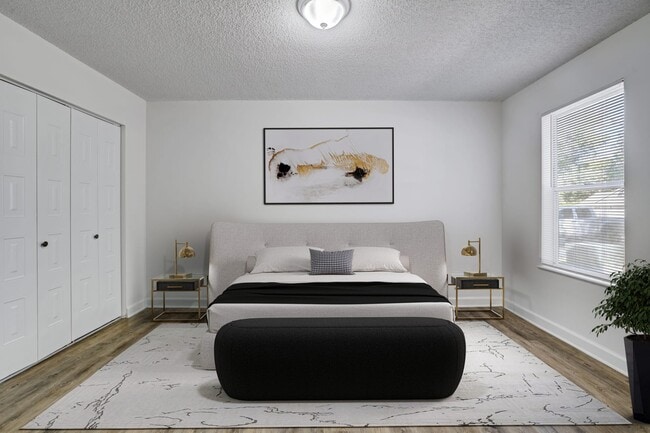 Building Photo - Chelsea Apartments