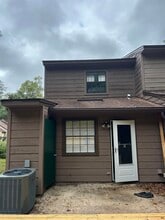 Building Photo - 1099 Ocala Rd