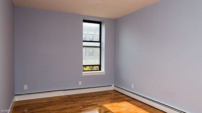 Building Photo - 291 Martense St