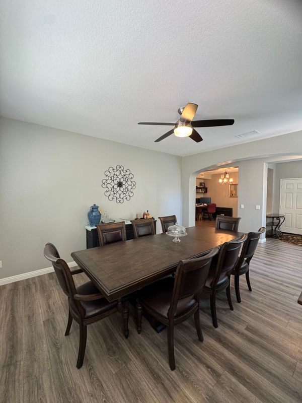 Foto del edificio - 38068 Floral Cir