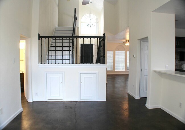 Foto del edificio - 20706 Grenoble Ln