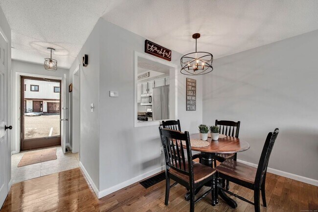 Foto del edificio - 157 Beacon Hill Common