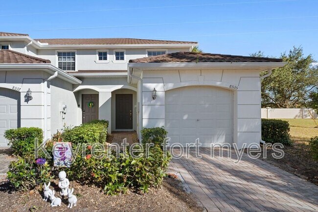 Foto del edificio - 8535 Athena Ct