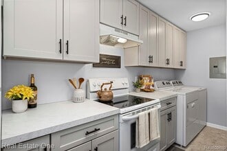 Building Photo - 2917 Rockford