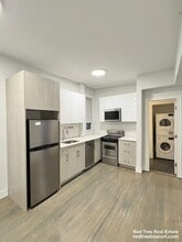 Building Photo - 19 Peterborough St