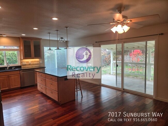 Building Photo - 7017 Sunburst Way