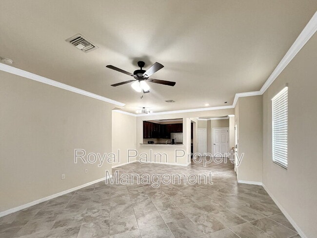 Building Photo - 8895 Via Isola Court