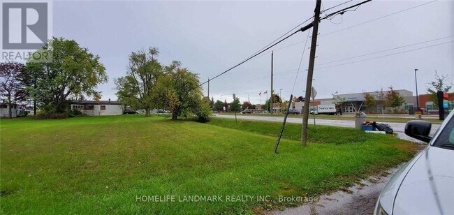 Building Photo - 14 Elm Grove Ave