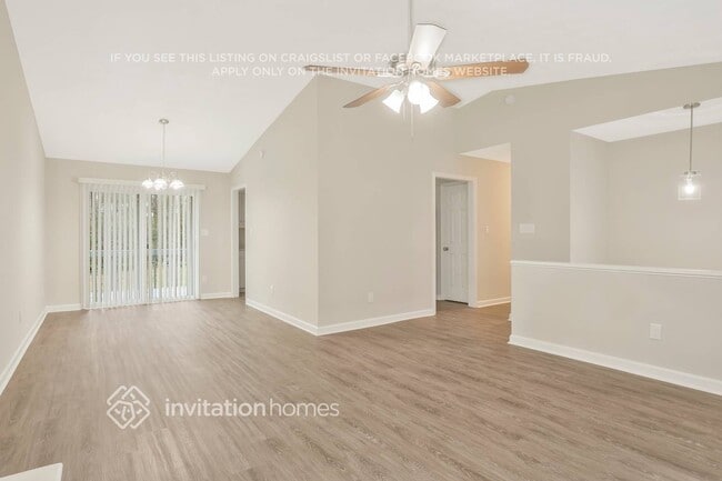 Building Photo - 572 Tate Creek Ct