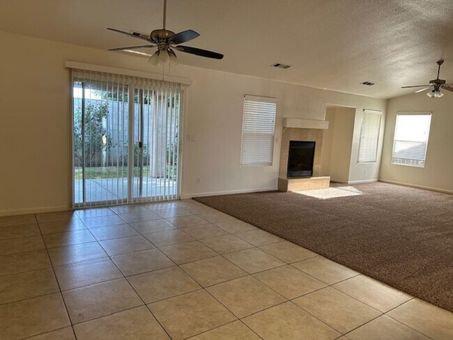 Foto del edificio - Move in Ready