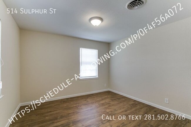 Building Photo - 514 Sulphur St
